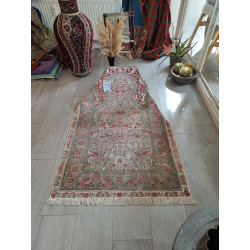 Hereke China ca 1000000 Knoten pro m2 Maß 160 x 93 cm